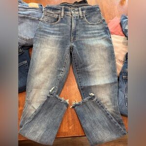 Lucky 🍀 High Rise Skinny Ankle Size 26